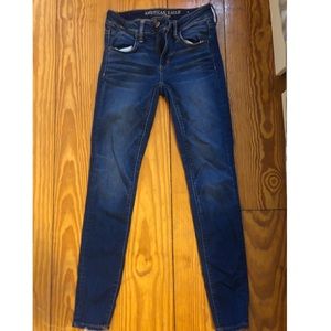 Medium wash jeggings